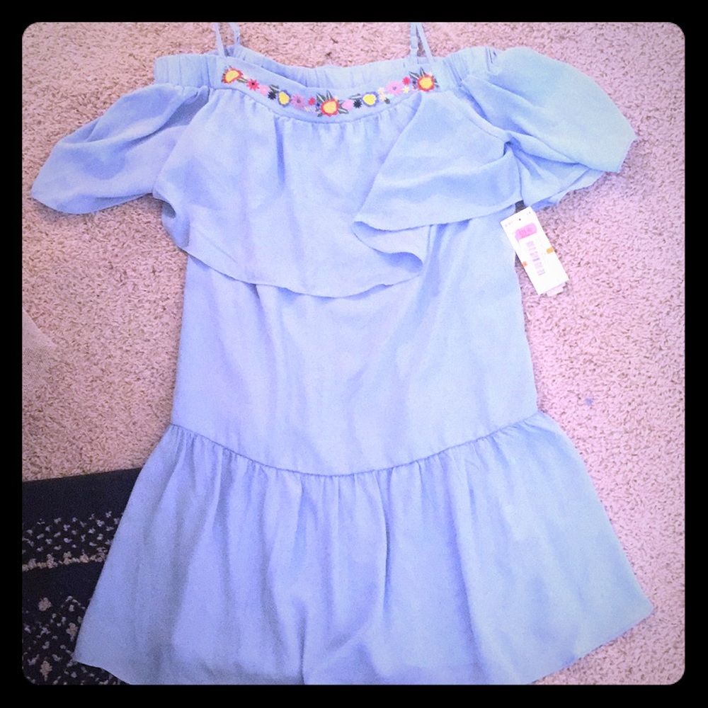 GB new off the shoulder dress. New with the tag: